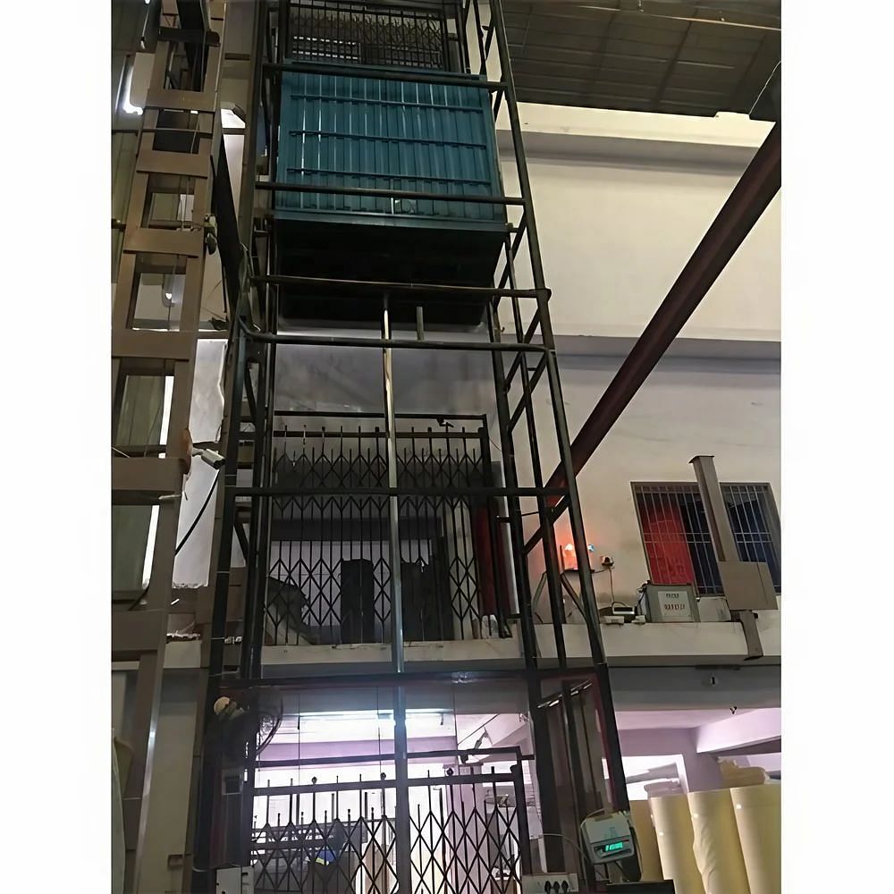 Bandidhari Center Cylinder Goods Lift