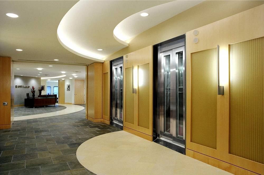 Cooper Elevators Glass Door Commercial Lift Elevator, Max Persons/Capacity: 6 Persons