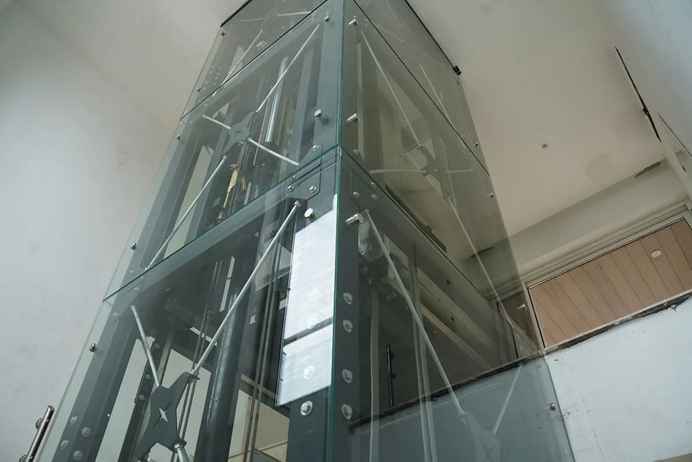 Hydraulic Home Elevators, For Individual Homes, Max Persons: 4 Persons